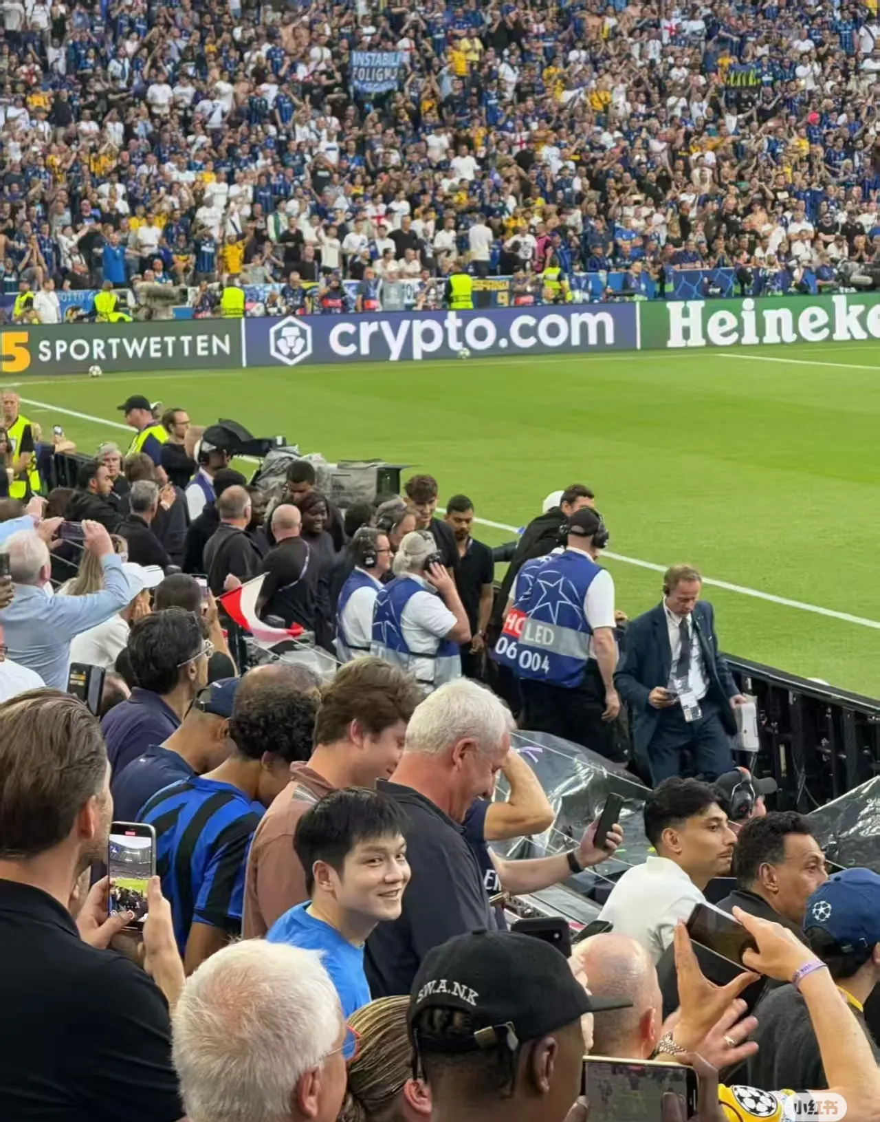 包含赛地聚焦——德国杯转会期热度飙升;法兰克福止住颓势;更衣室稳定;资深球员宣示担当的词条Kaiyun官方体育平台登录